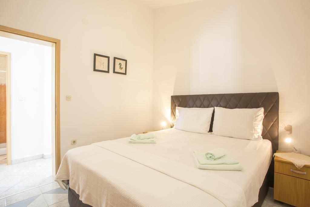 Guest House Croatia Fazana Exterior photo