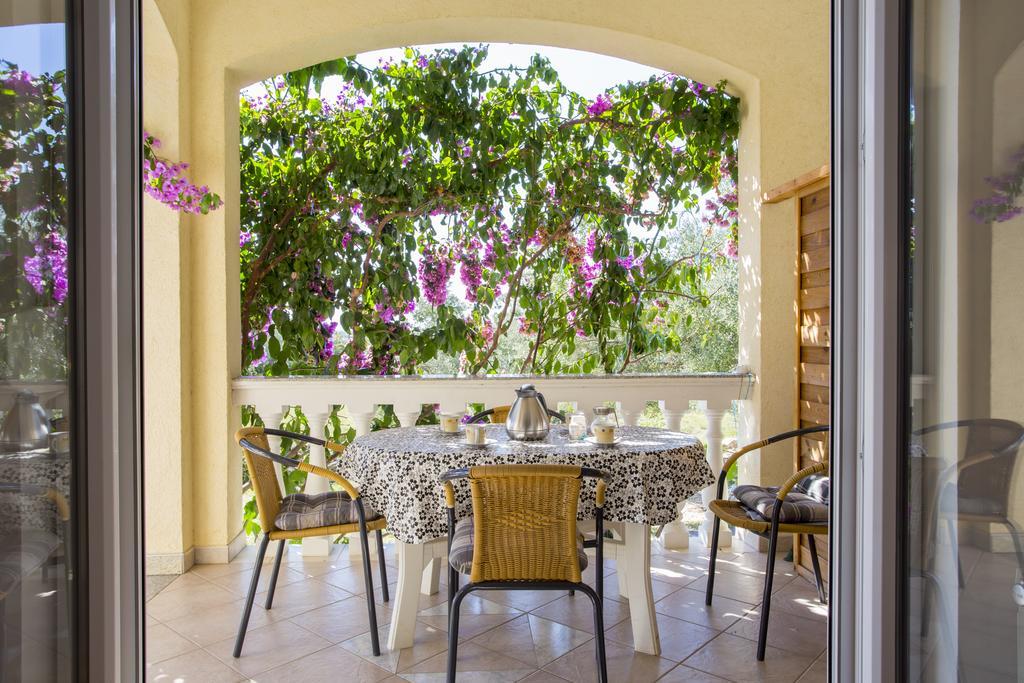 Guest House Croatia Fazana Exterior photo